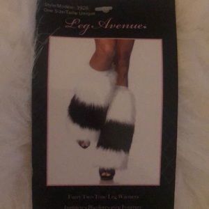 Black & white faux fur leg warmers NWT